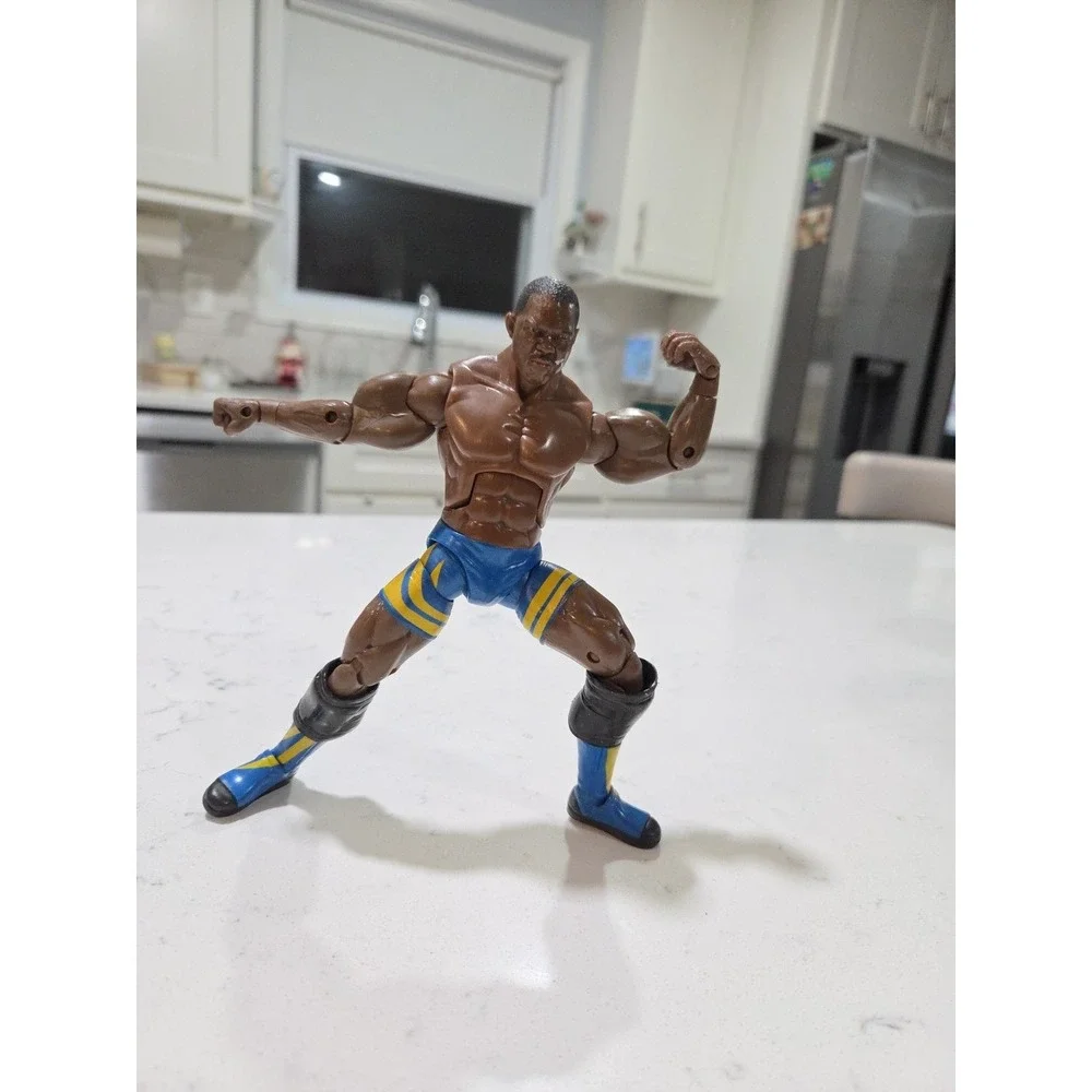 Shelton Benjamin WWE Wrestling Action Figure Jakks 2005